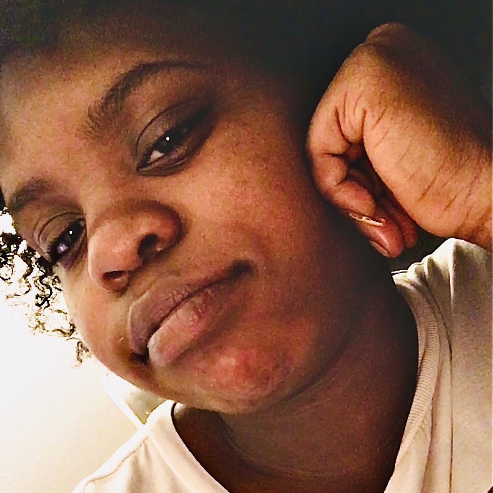 Meet your Posher, Melviona